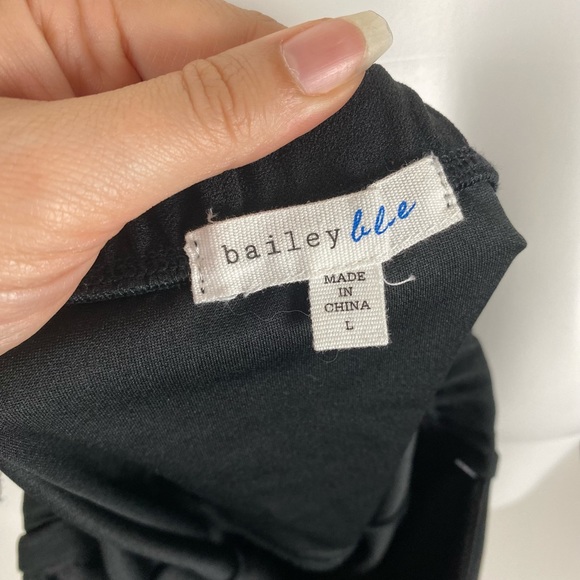 Bailey Blue *NWT* Faux wrap fit & Flare dress Size Large - Picture 4 of 4